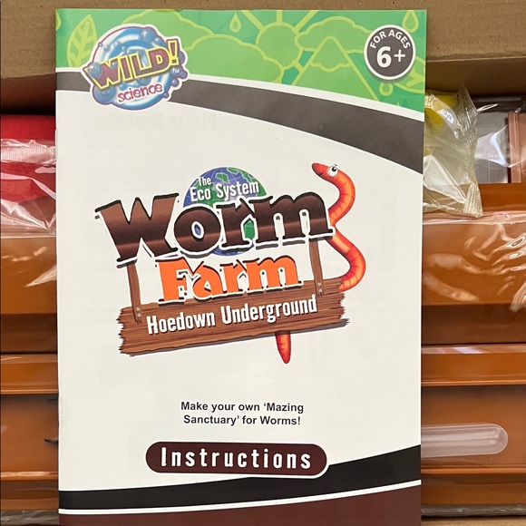 Worm Farm Kit for Kids - Picture 2 of 3